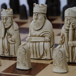 Berkeley Chess - Isle of Lewis Chess Set - Ivory and Brown
