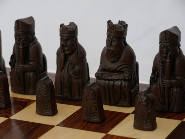 Berkeley Chess - Isle of Lewis Chess Set - Ivory and Brown - Image 4