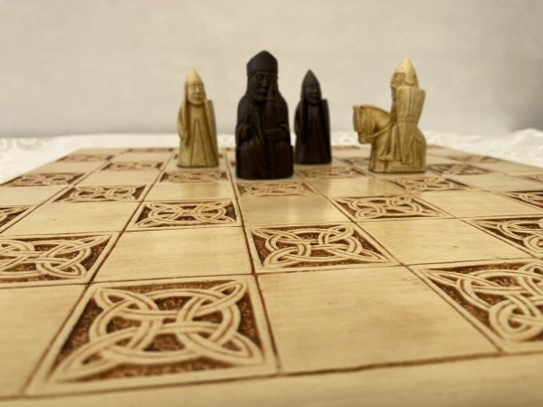 Decorative Foldup Chess Board 2" Squares - Image 6